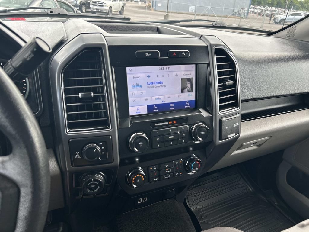 Used 2020 Ford F150 XLT w/ Equipment Group 302A Luxury AWD/4WD image 31