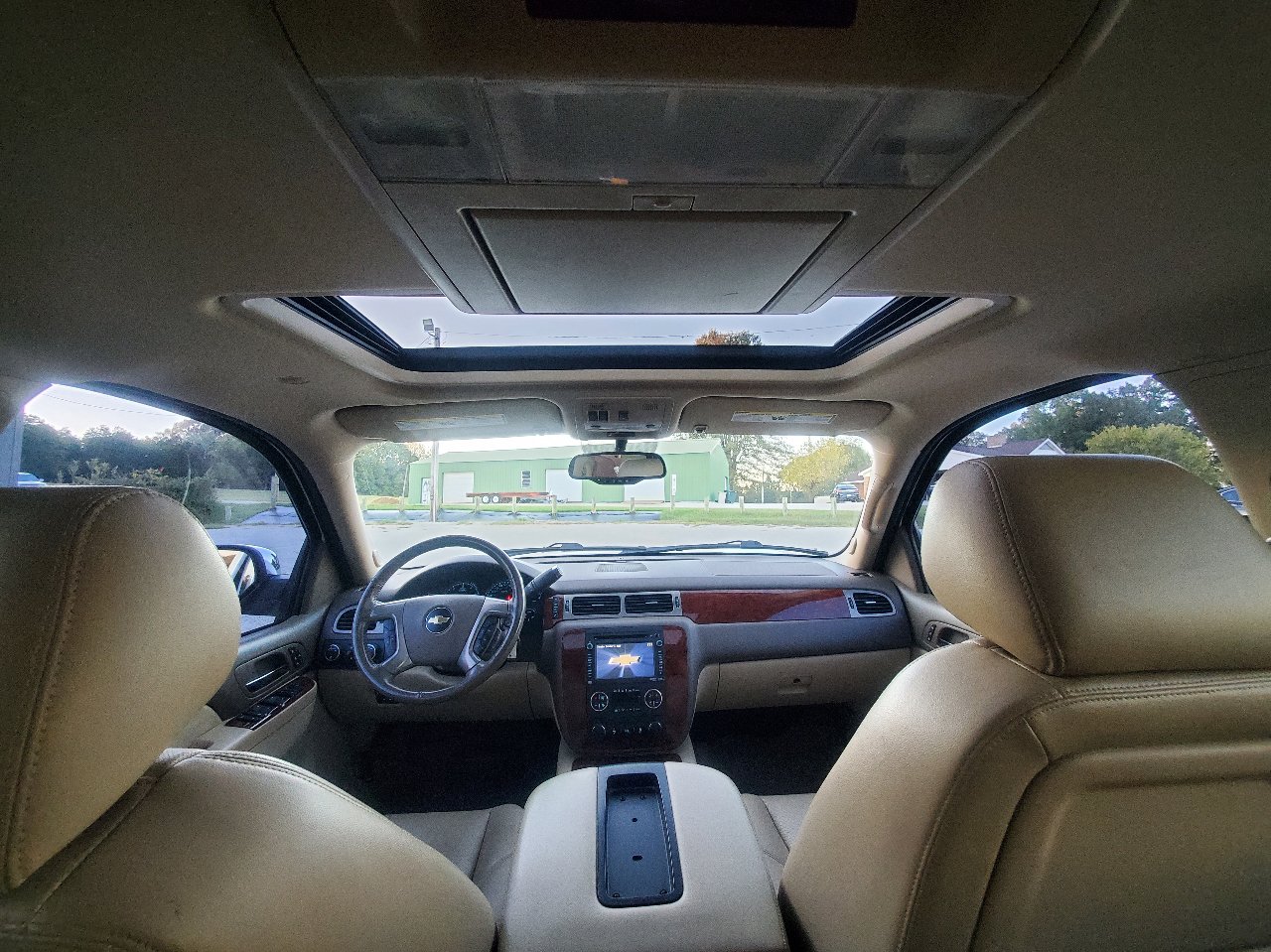 Used 2013 Chevrolet Tahoe LTZ image 34