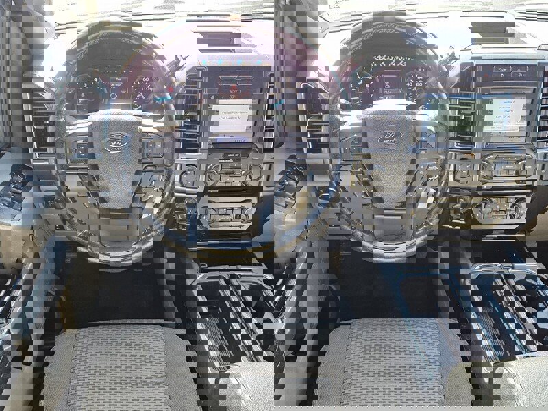 Used 2017 Ford F150 XLT w/ Equipment Group 302A Luxury image 7