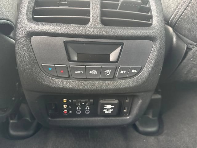 Used 2017 Honda Pilot Touring image 16