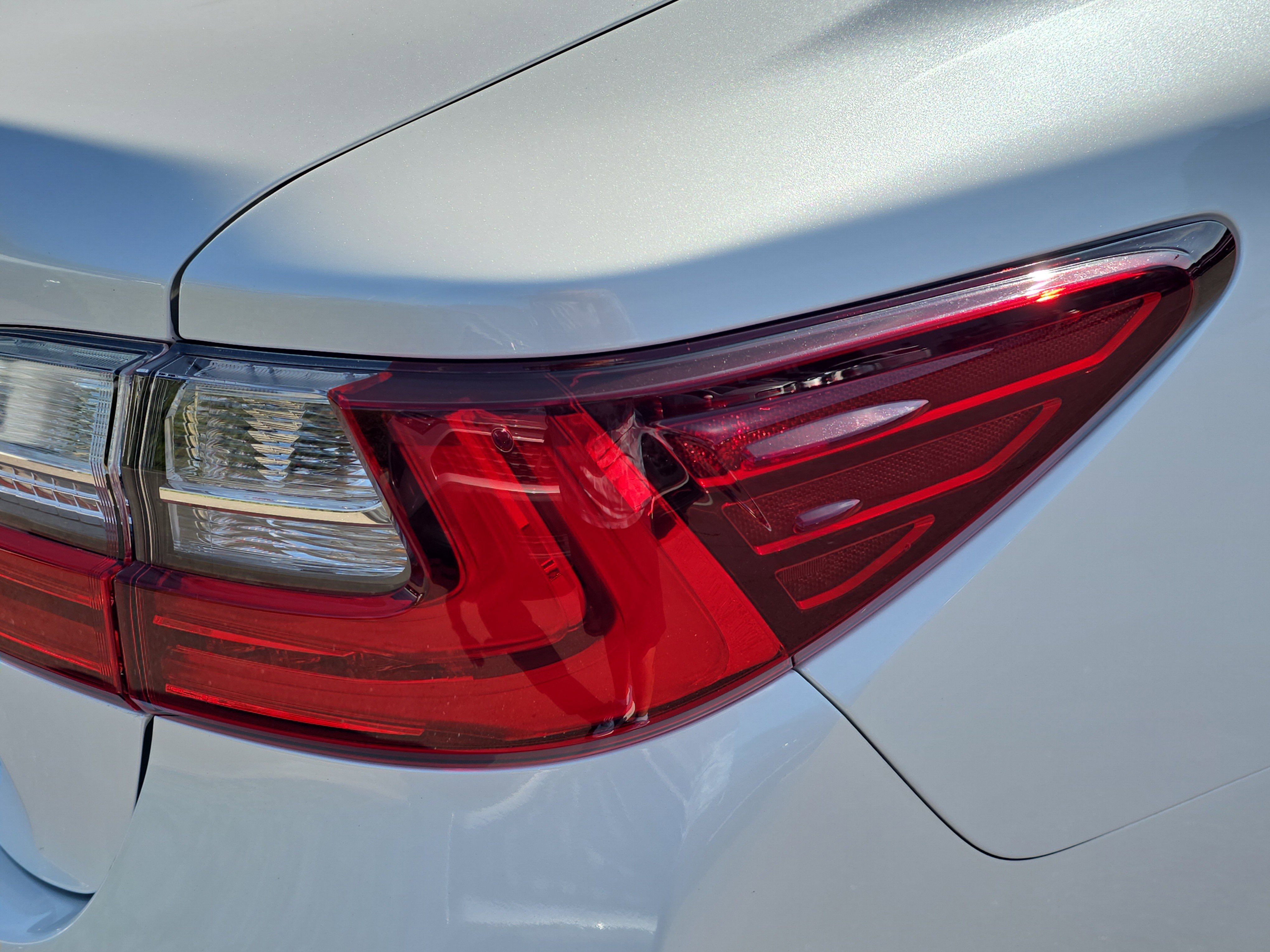 Used 2017 Lexus ES 350 image 11