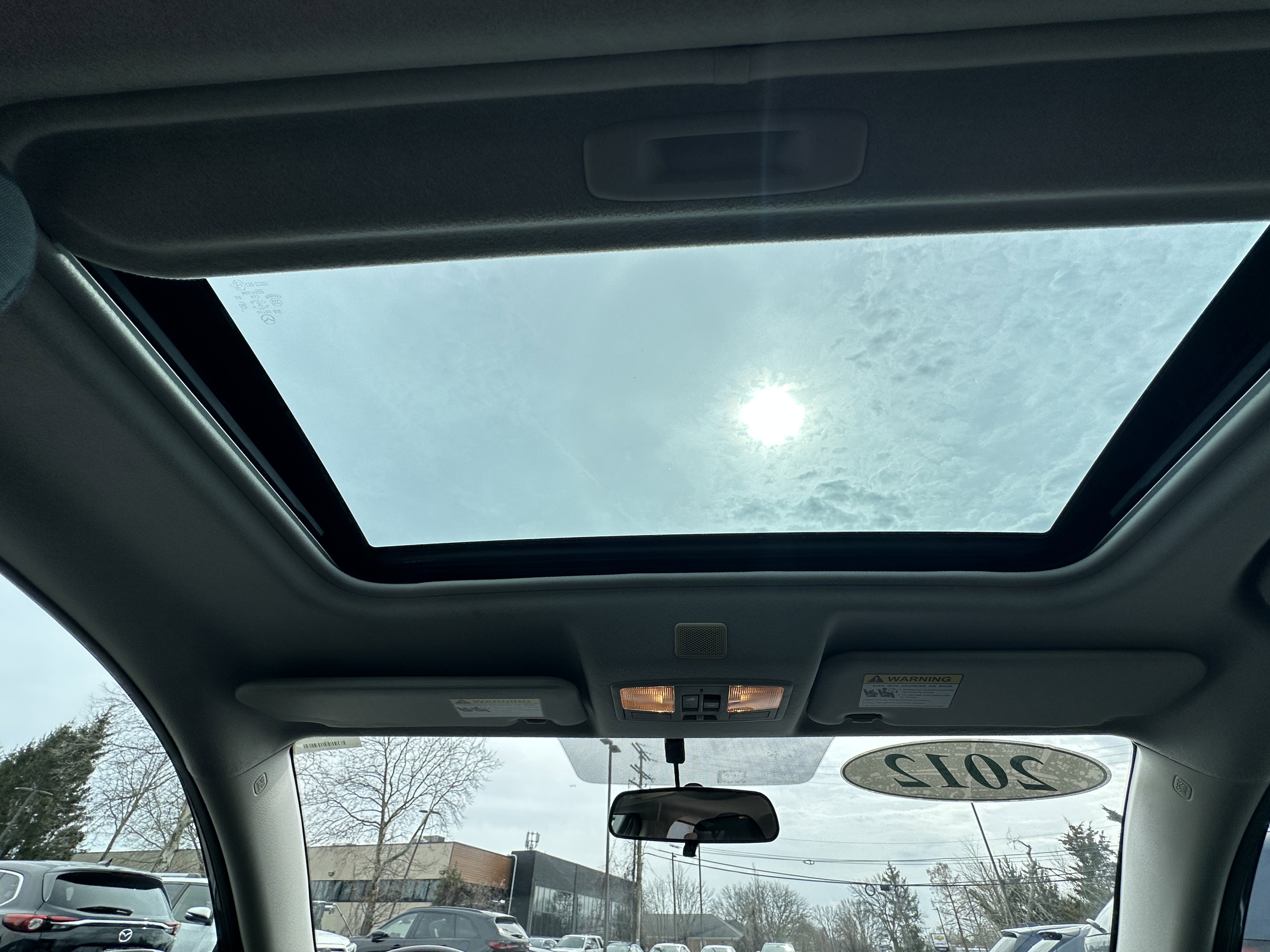 Used 2012 MAZDA MAZDA3 i Touring image 2