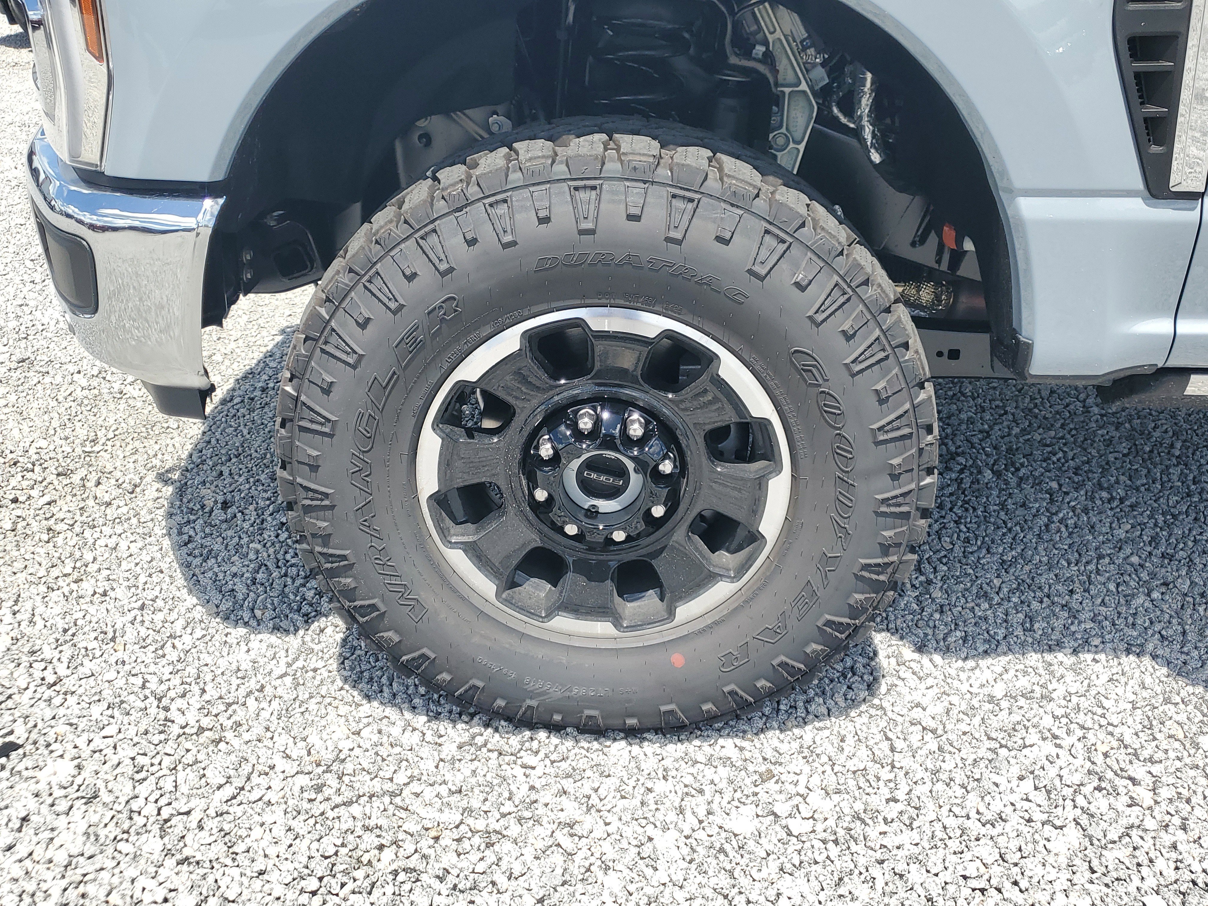 New 2026 Ford F250 Lariat w/ Tremor Off-Road Package image 6
