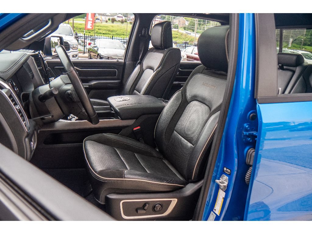 Used 2022 RAM 1500 Laramie AWD/4WD image 12