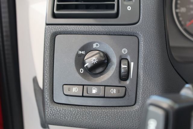 Used 2007 Volvo C70 T5 FWD image 16