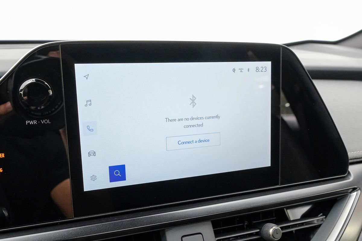 Used 2025 Lexus UX 300h FWD image 28