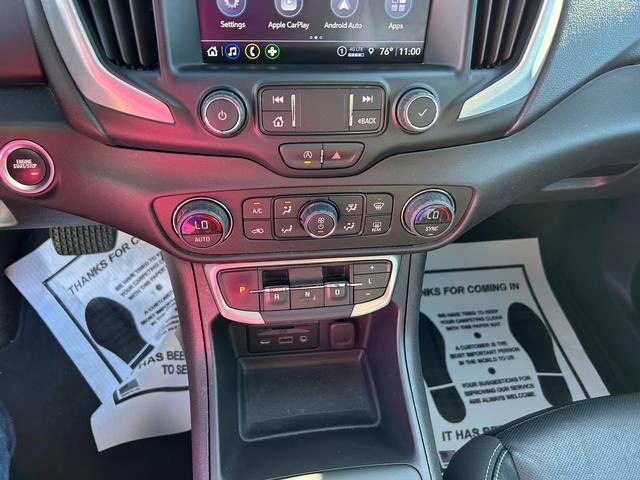 Used 2024 GMC Terrain SLT image 19