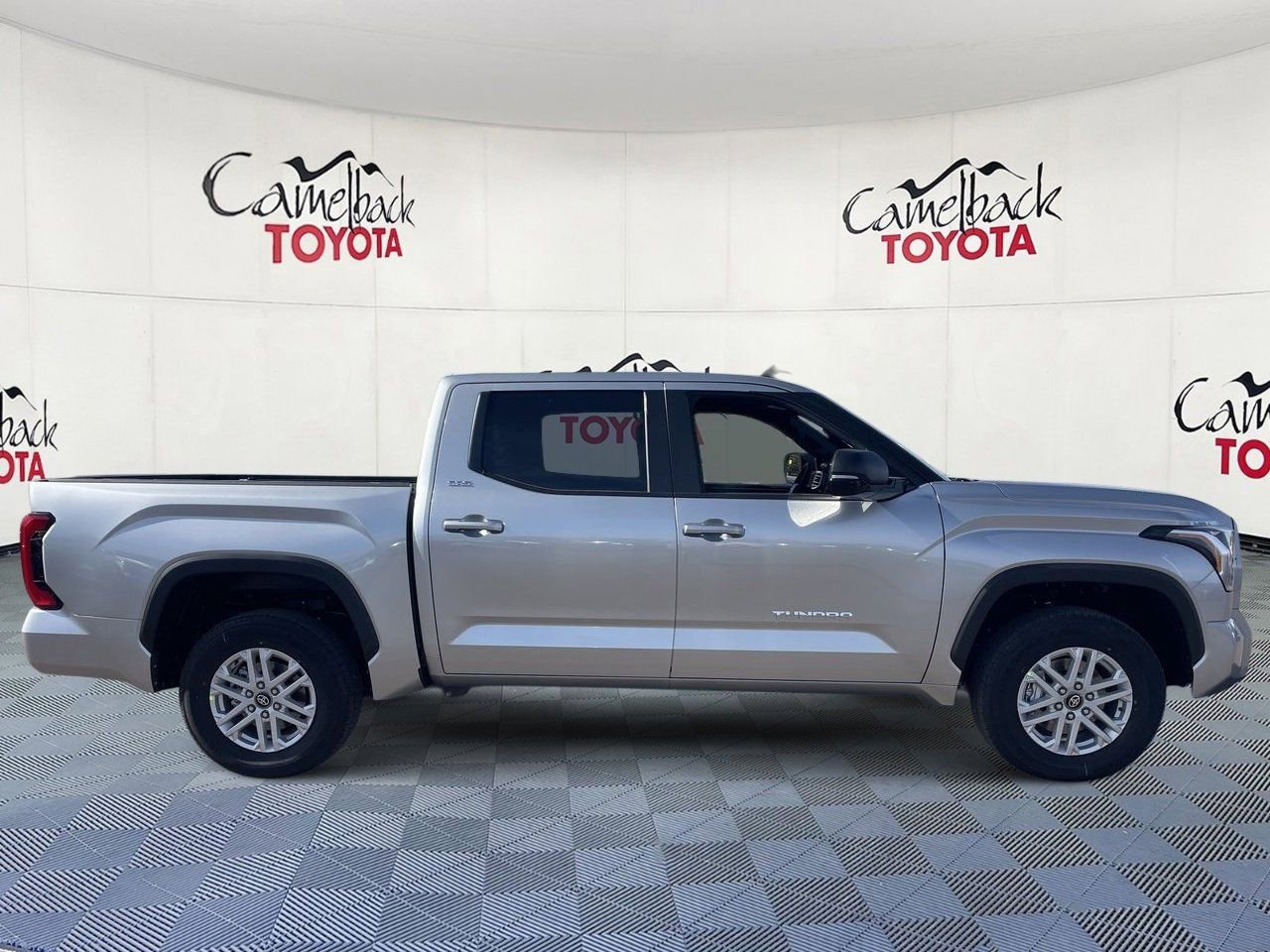 New 2026 Toyota Tundra SR5 image 8