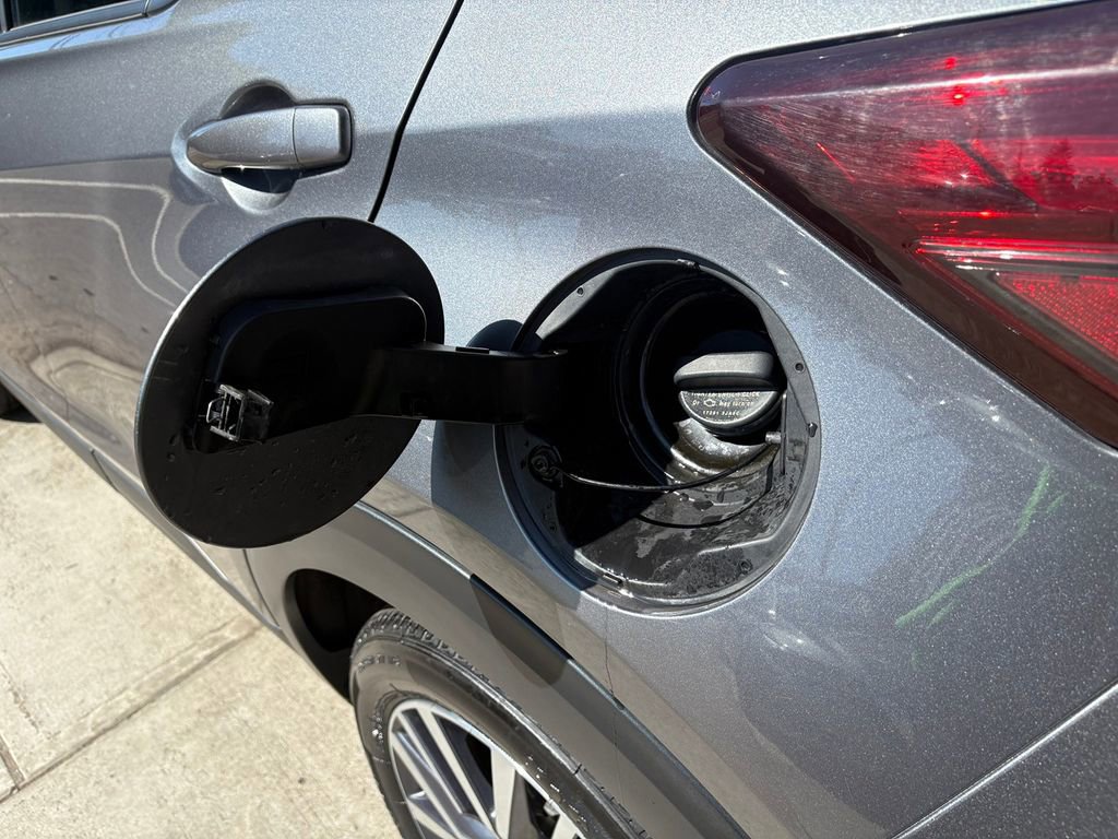 Certified 2024 Nissan Kicks SV image 35