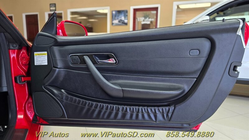 Used 2003 Mercedes-Benz SLK 32 AMG image 16