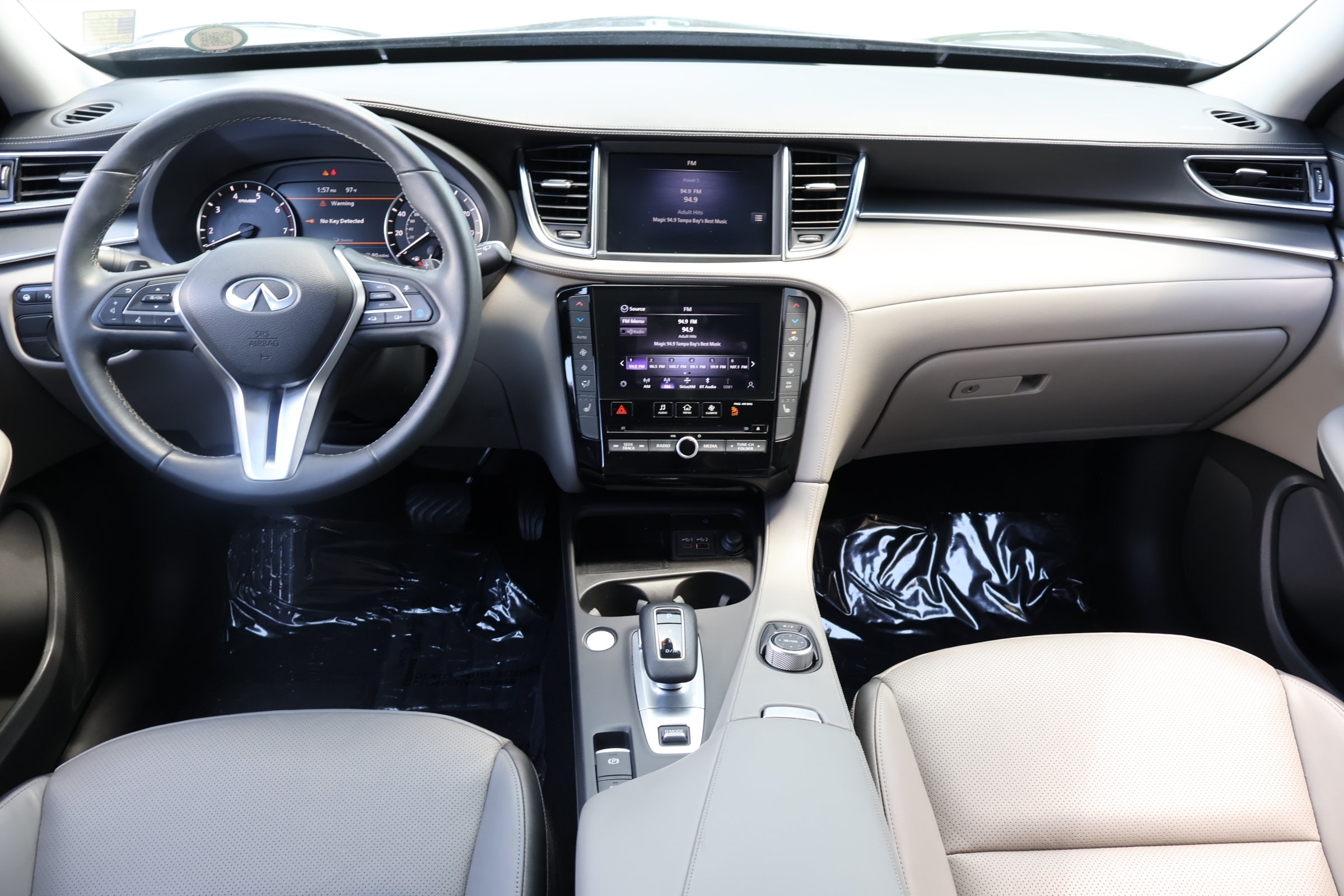 Certified 2023 INFINITI QX50 Luxe FWD image 17