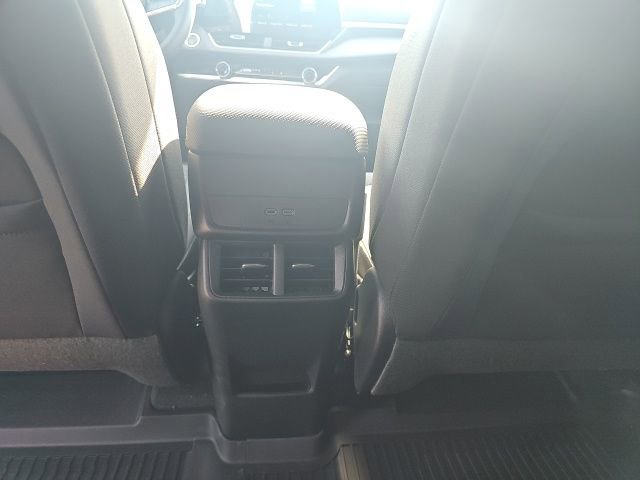 New 2026 Chevrolet Equinox LT w/ LPO, Floor Liner Package image 28
