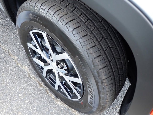 New 2025 Jeep Grand Cherokee L Limited w/ Luxury Tech Group II image 10