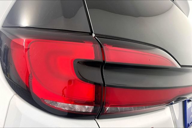 Used 2023 Chrysler Pacifica Limited FWD image 30