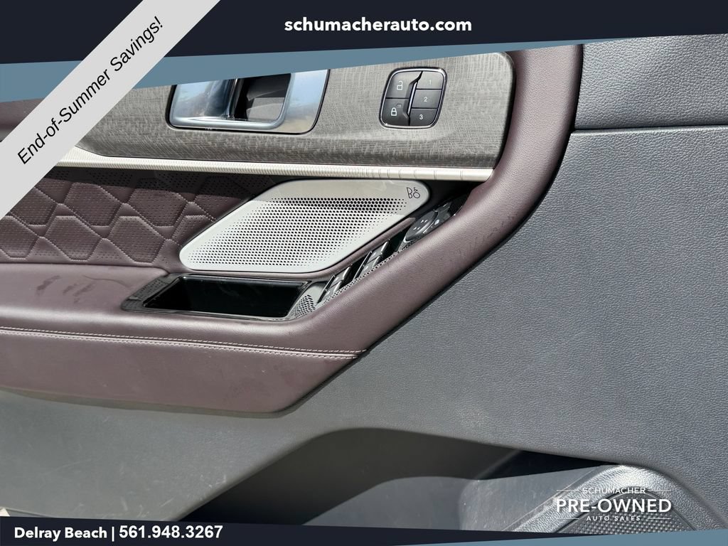 Used 2025 Ford Explorer Platinum w/ Ultimate Package RWD image 21