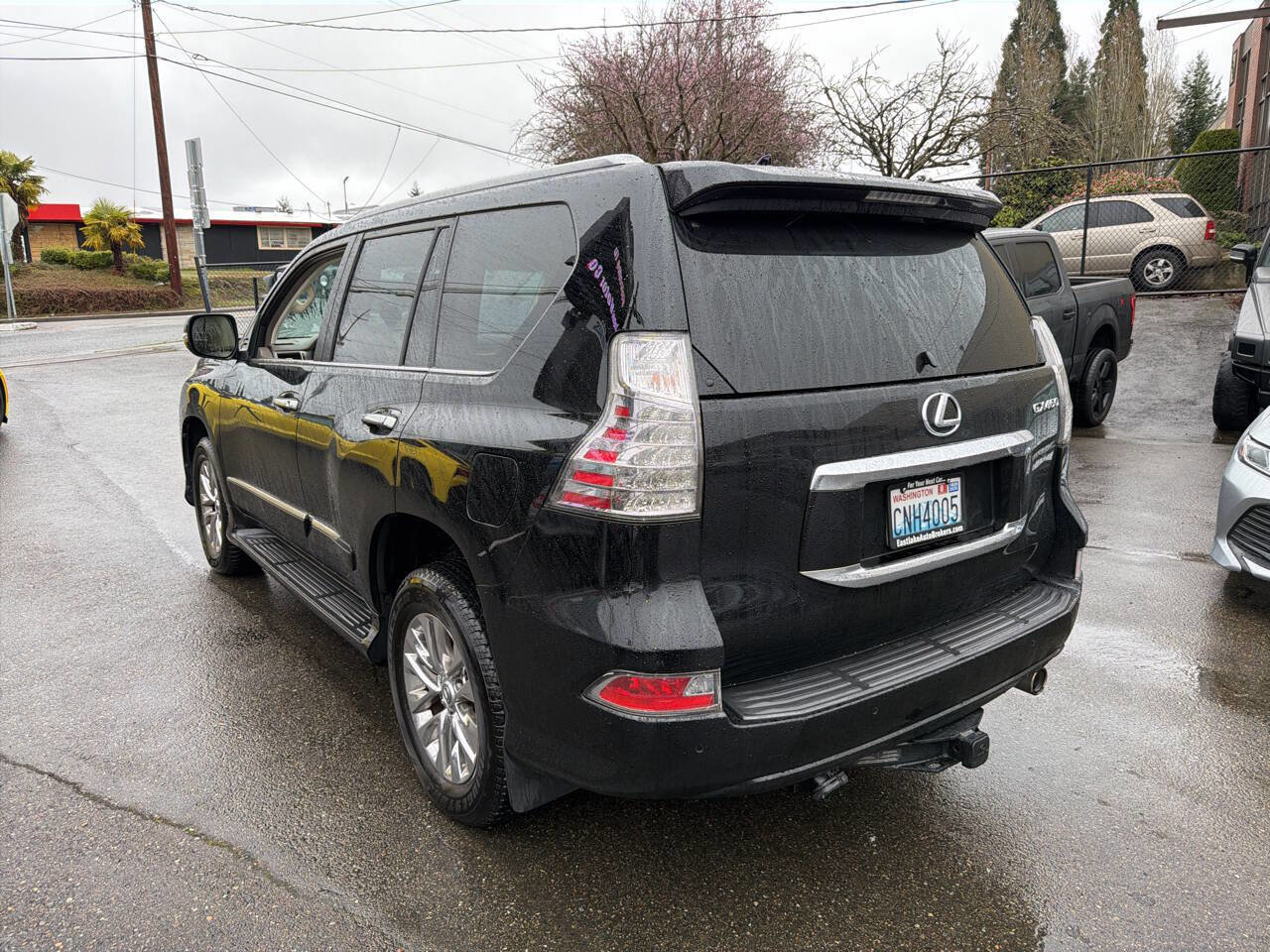 Used 2014 Lexus GX 460 w/ Premium Package image 2
