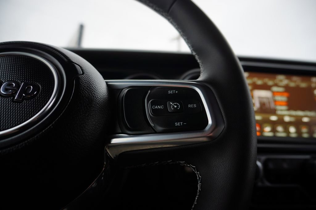 Used 2023 Jeep Wrangler Unlimited Sahara w/ Cold Weather Group image 21