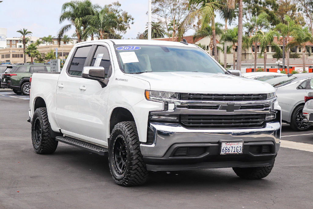 Used 2021 Chevrolet Silverado 1500 LT RWD image 3