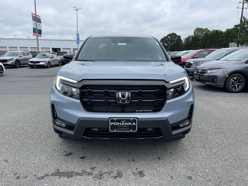 New 2026 Honda Ridgeline Black Edition image 3