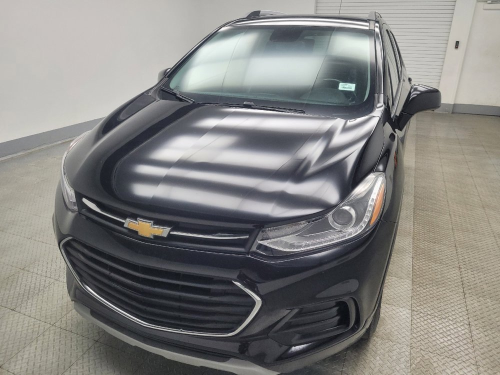 Used 2020 Chevrolet Trax LT w/ LT Convenience Package image 15