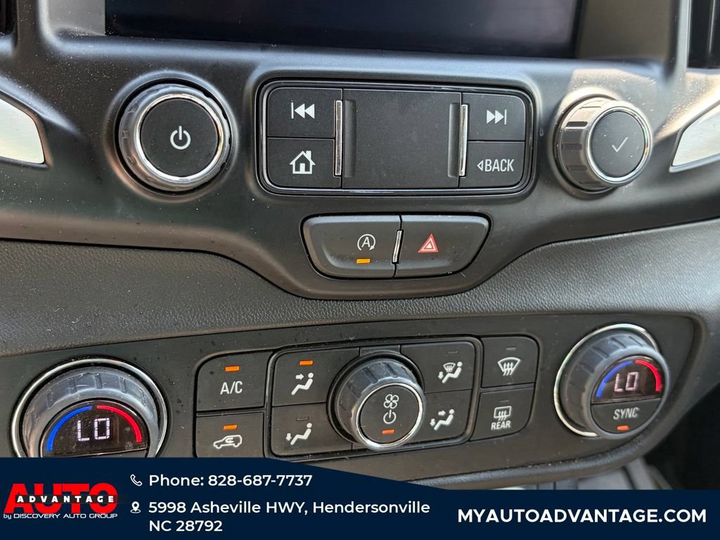 Used 2024 GMC Terrain SLT AWD/4WD image 17