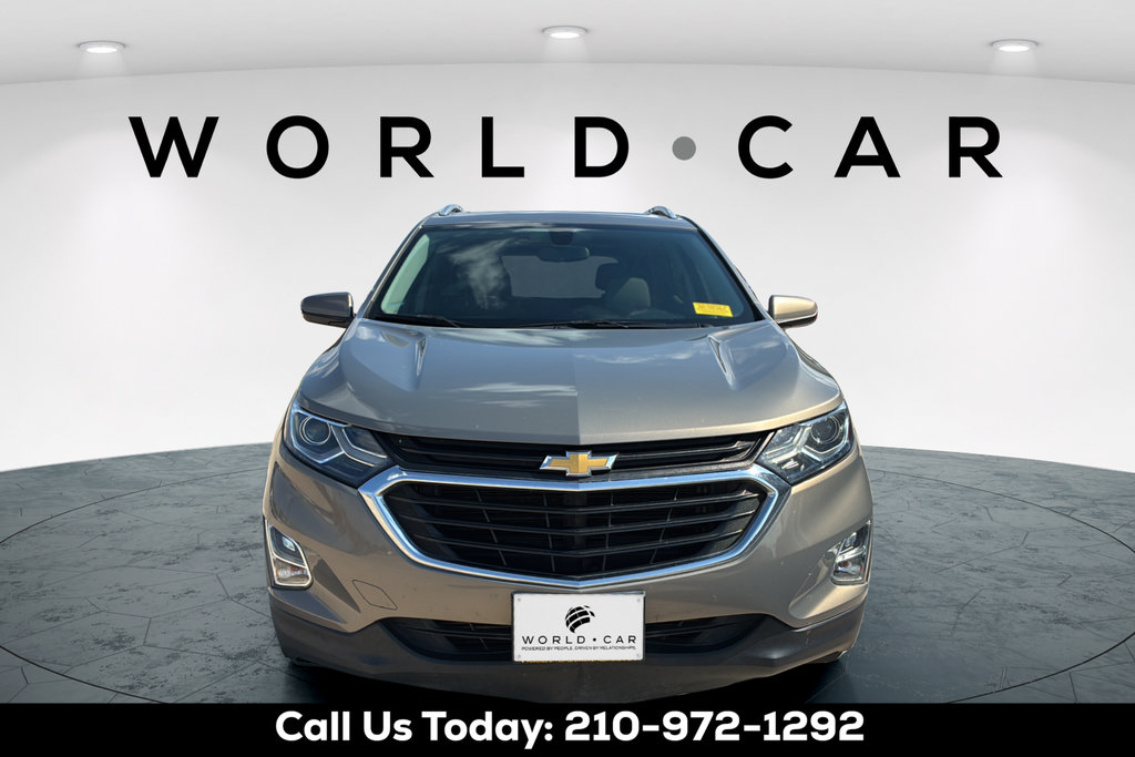 Used 2018 Chevrolet Equinox LT w/ Sun & Infotainment Package FWD image 9