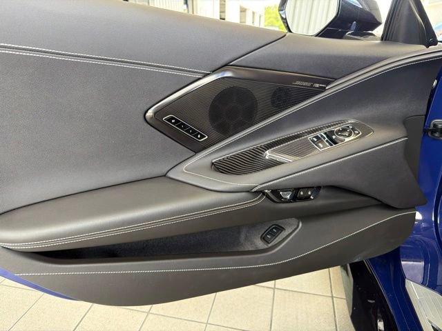 Used 2025 Chevrolet Corvette E-Ray w/ Stealth Interior Trim Package AWD/4WD image 11