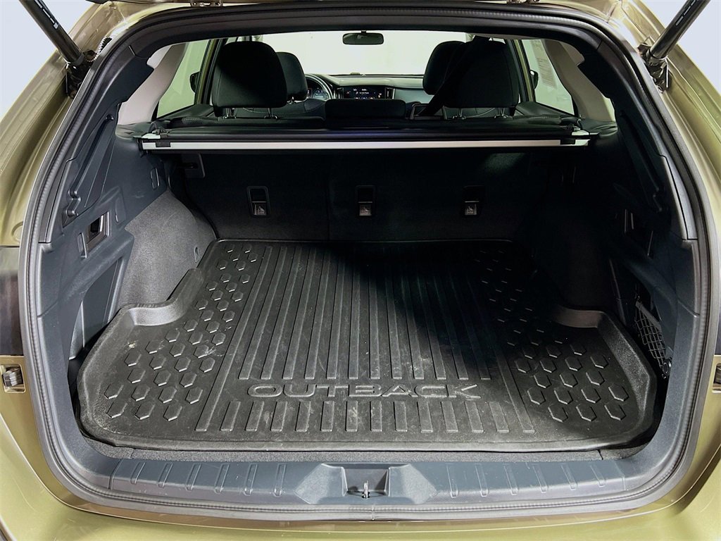 Used 2025 Subaru Outback Premium image 24