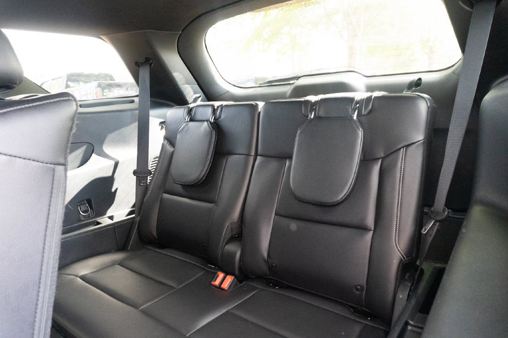 Used 2023 Ford Explorer ST RWD image 22
