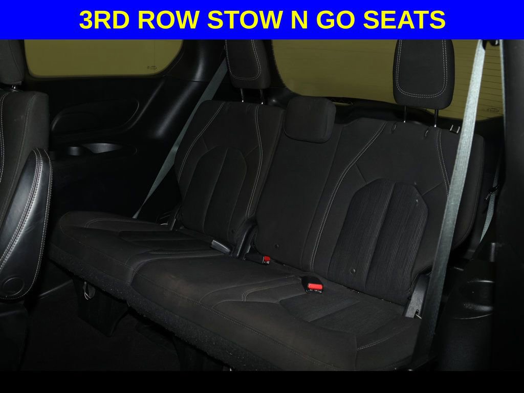 Used 2018 Chrysler Pacifica Touring Plus w/ S Appearance Package image 5