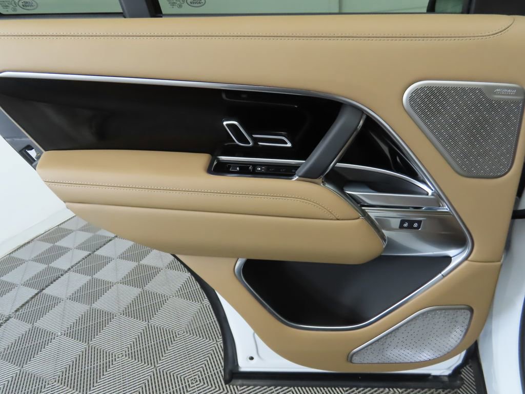 New 2025 Land Rover Range Rover Autobiography image 27