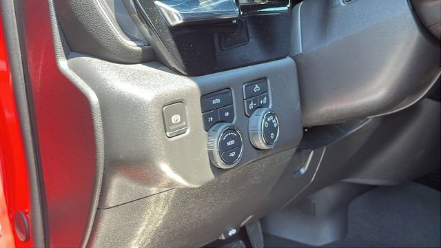 Used 2024 Chevrolet Silverado 1500 LT AWD/4WD image 19