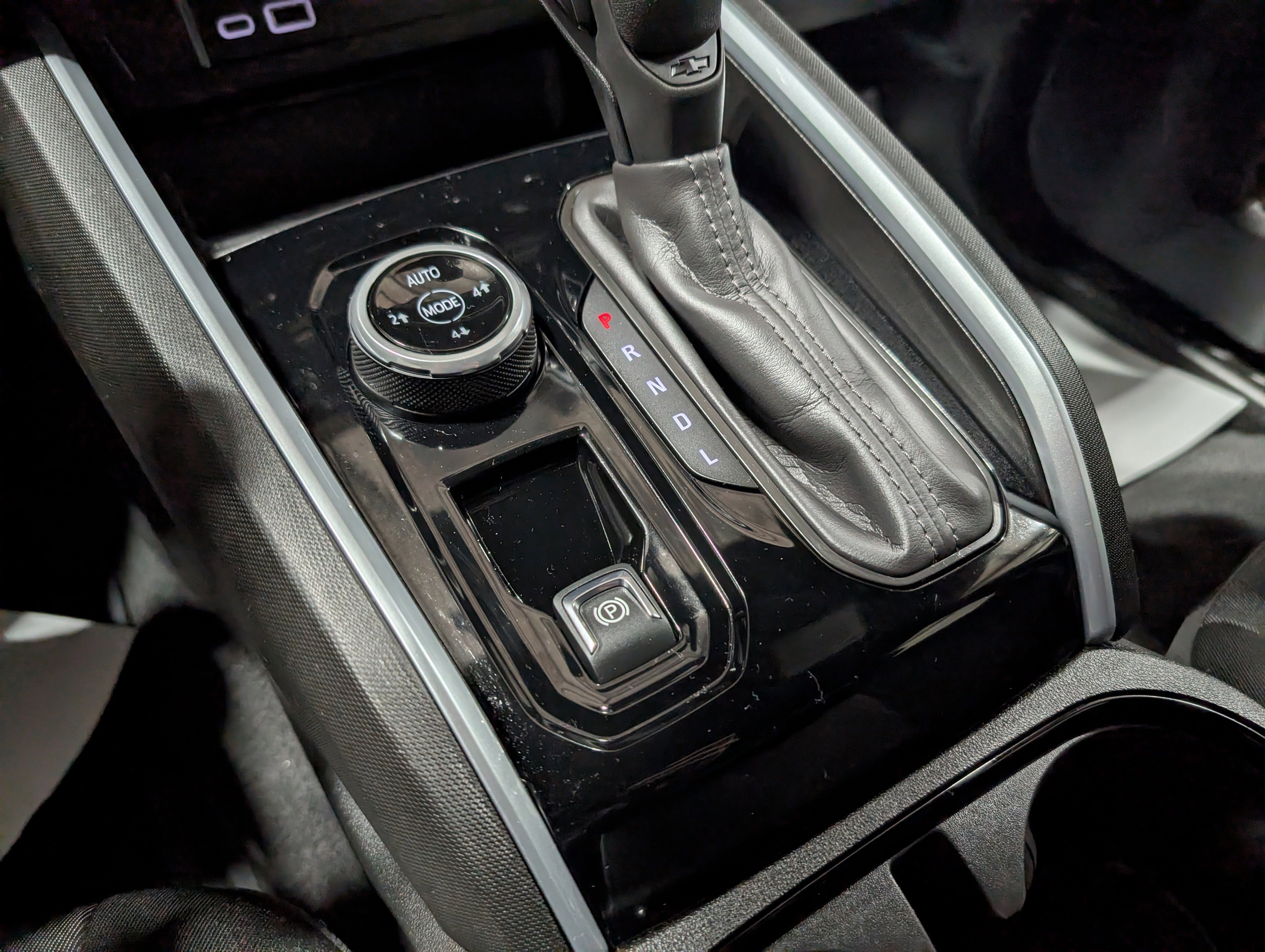 Used 2024 Chevrolet Colorado Trail Boss w/ Advanced Trailering Package image 26