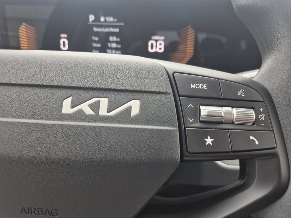 New 2026 Kia K4 FWD image 19