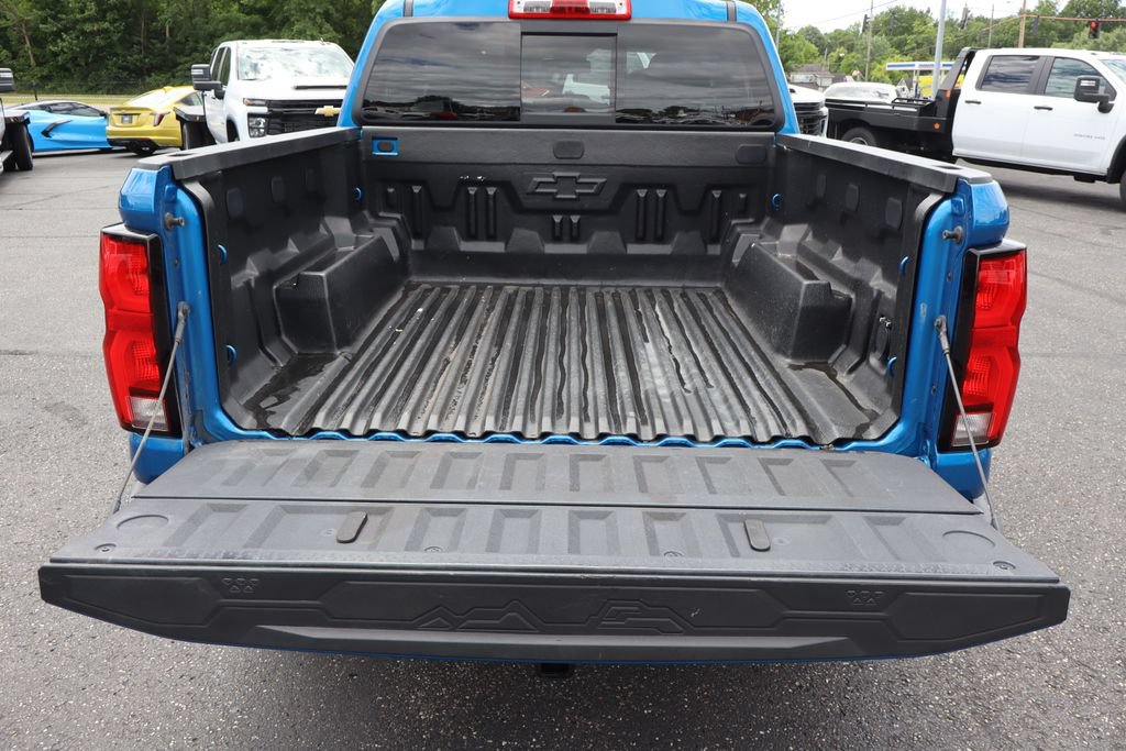Used 2023 Chevrolet Colorado Z71 w/ Z71 Convenience Package 2 AWD/4WD image 37
