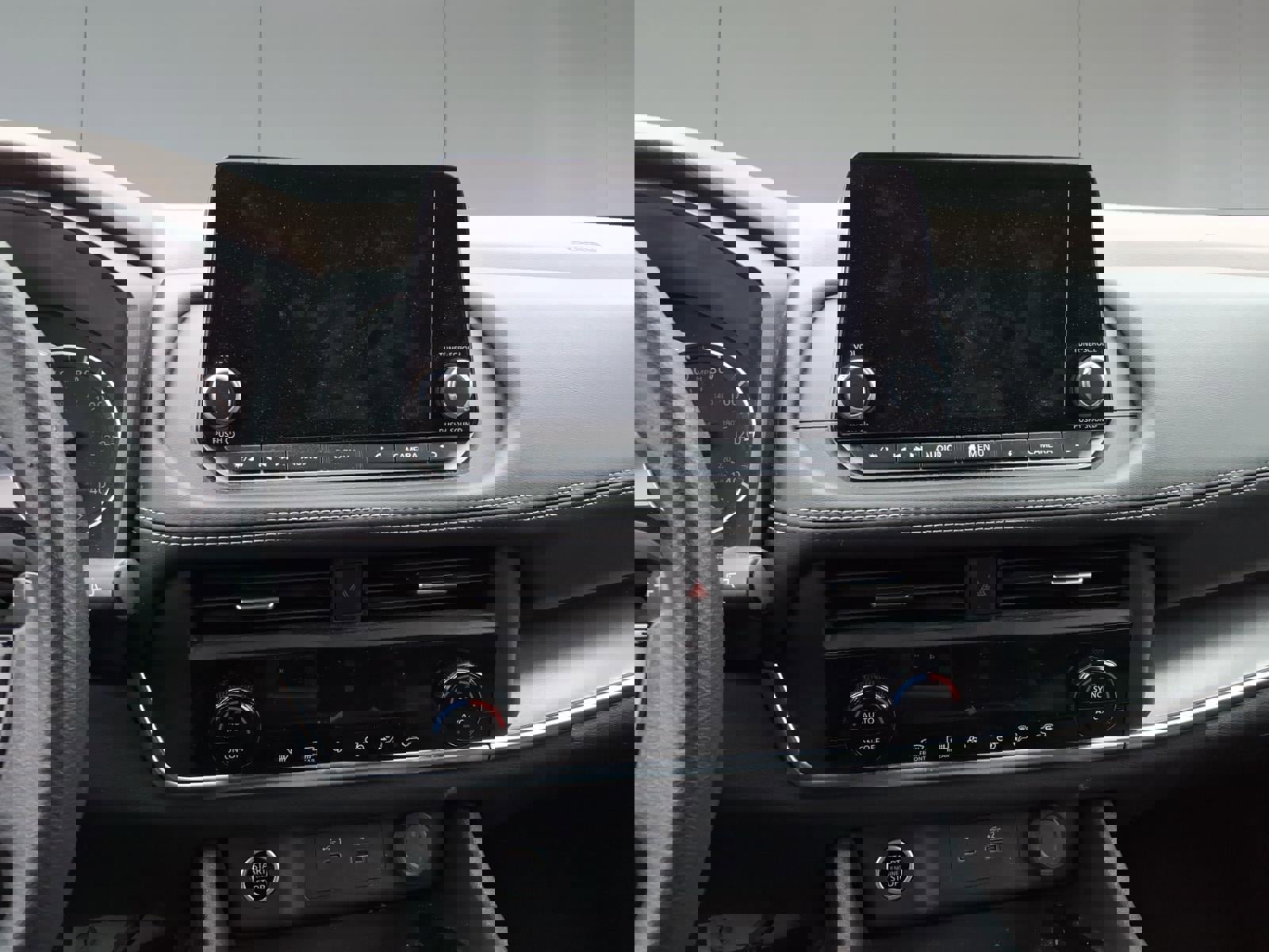 Used 2023 Nissan Rogue SV image 11