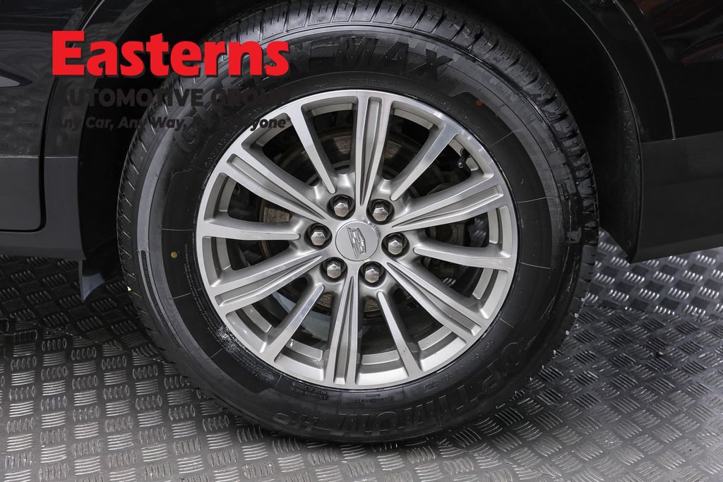 Used 2018 Cadillac XT5 Luxury w/ Driver Awareness Package AWD/4WD image 8