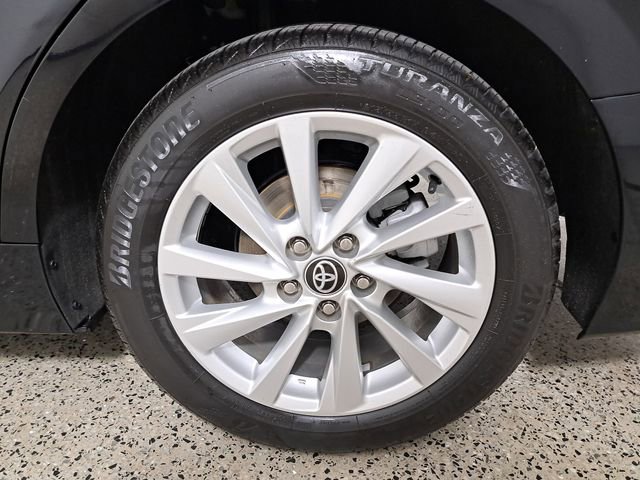 Used 2024 Toyota Camry LE image 8