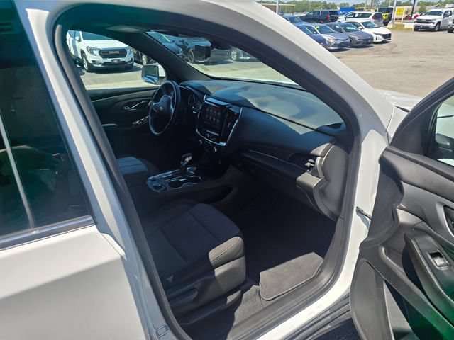 Used 2023 Chevrolet Traverse LT w/ Rear Camera Mirror Package AWD/4WD image 48