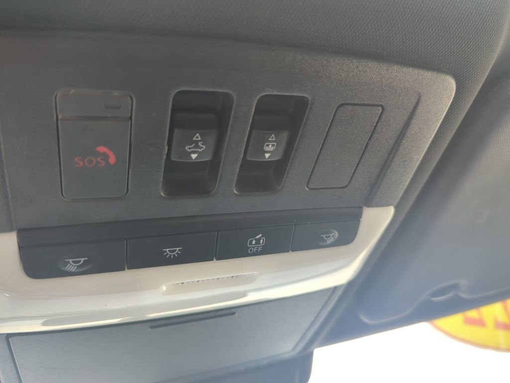 Used 2022 Mitsubishi Outlander SE image 50