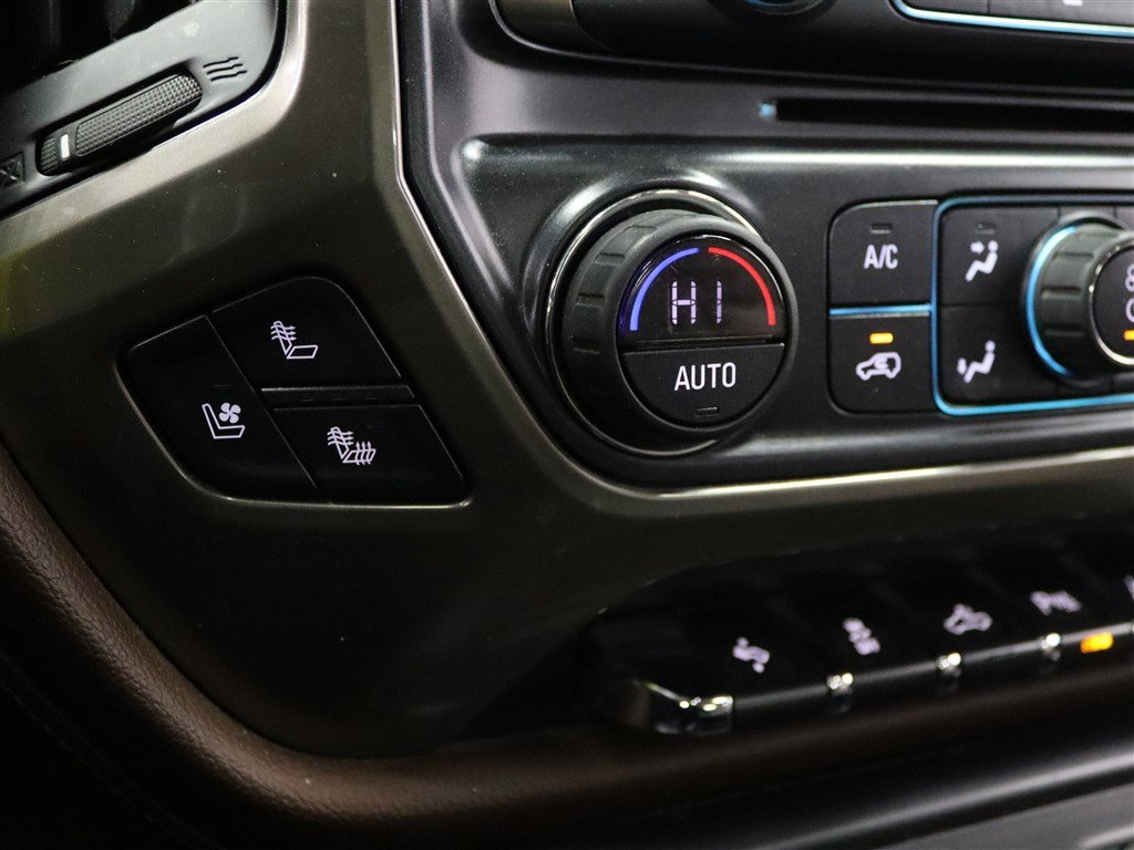 Used 2018 Chevrolet Silverado 1500 High Country image 27