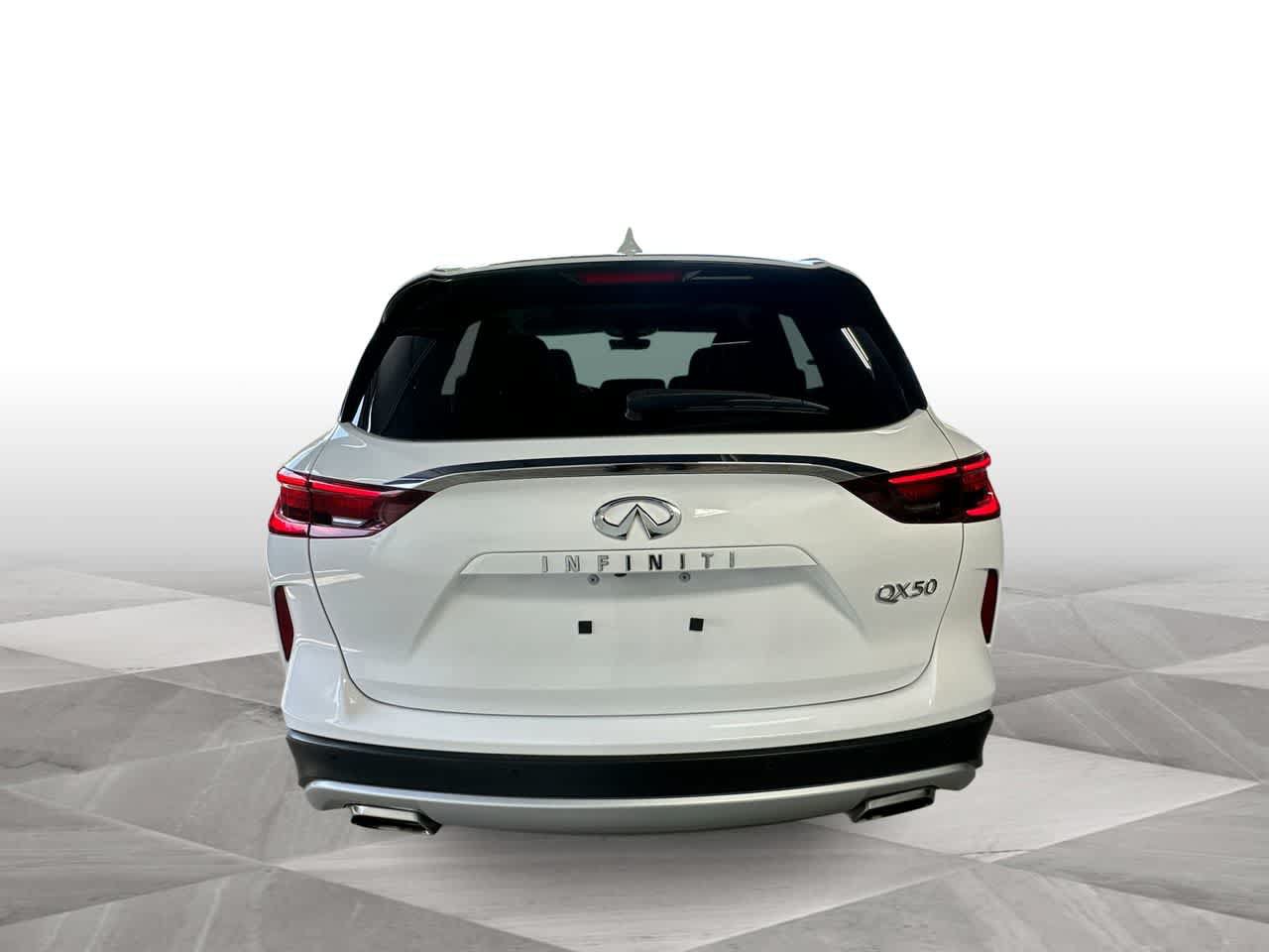 Used 2023 INFINITI QX50 Luxe FWD image 7