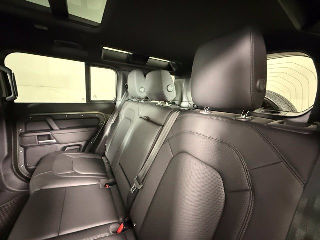 New 2026 Land Rover Defender 110 S AWD/4WD image 27