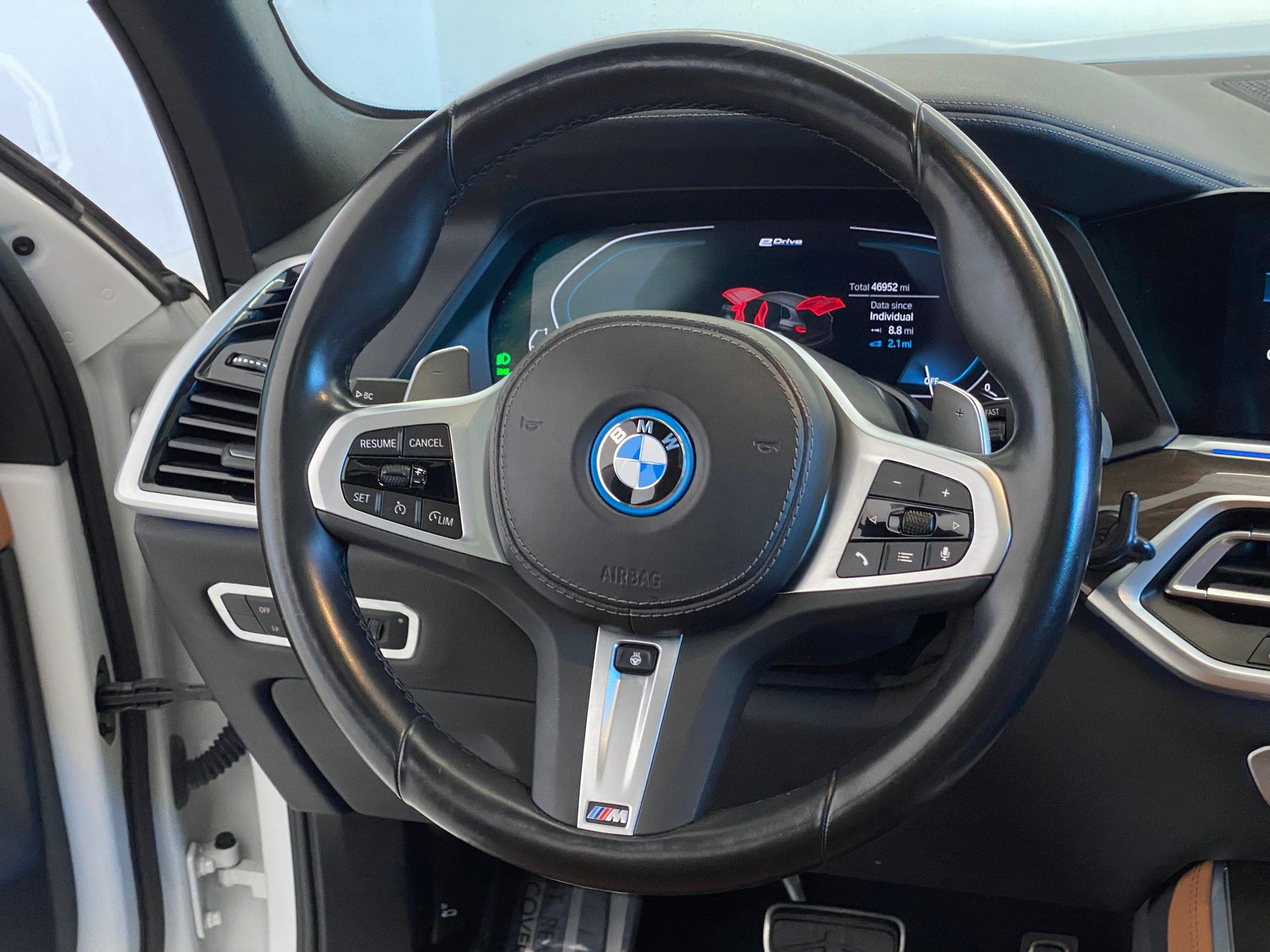 Certified 2023 BMW X5 xDrive45e w/ M Sport Package image 17