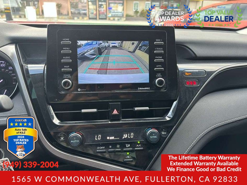 Used 2022 Toyota Camry SE FWD image 18