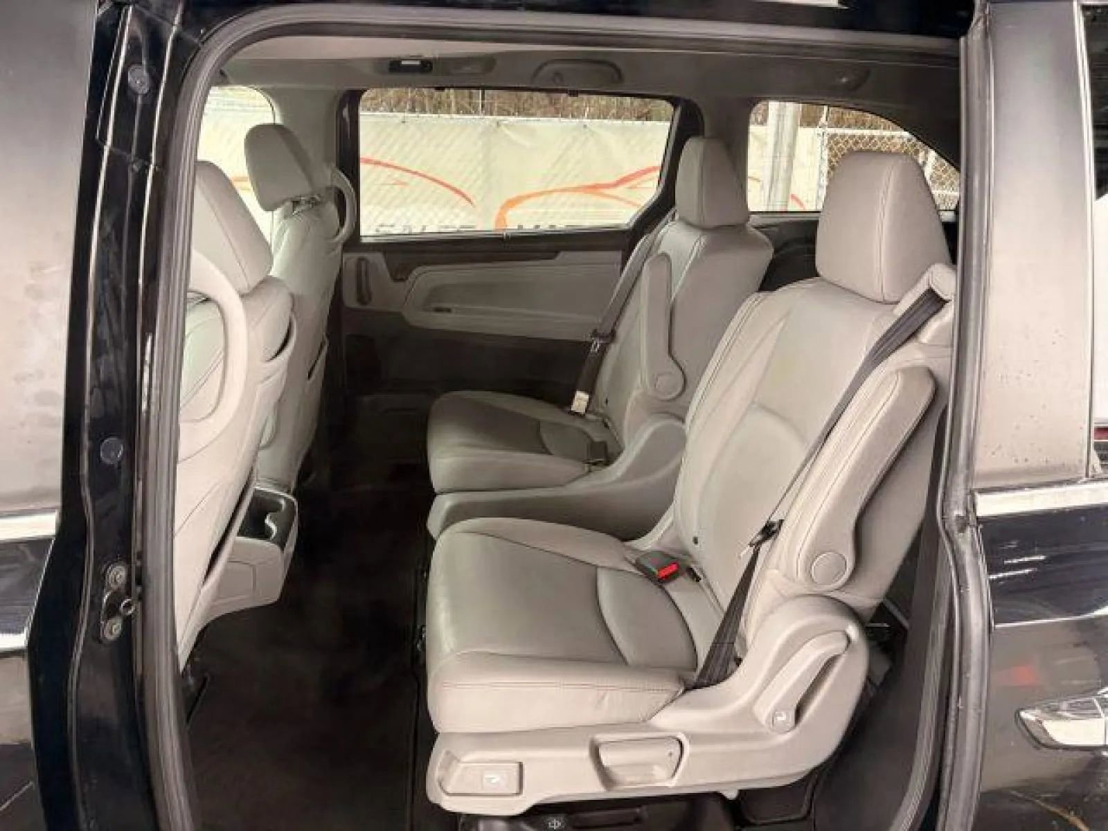 Used 2018 Honda Odyssey EX-L image 16