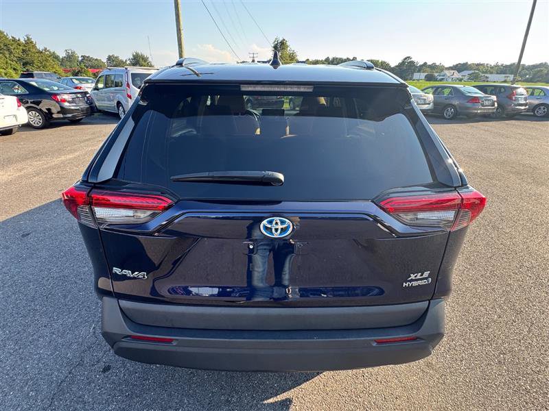 Used 2022 Toyota RAV4 XLE image 20