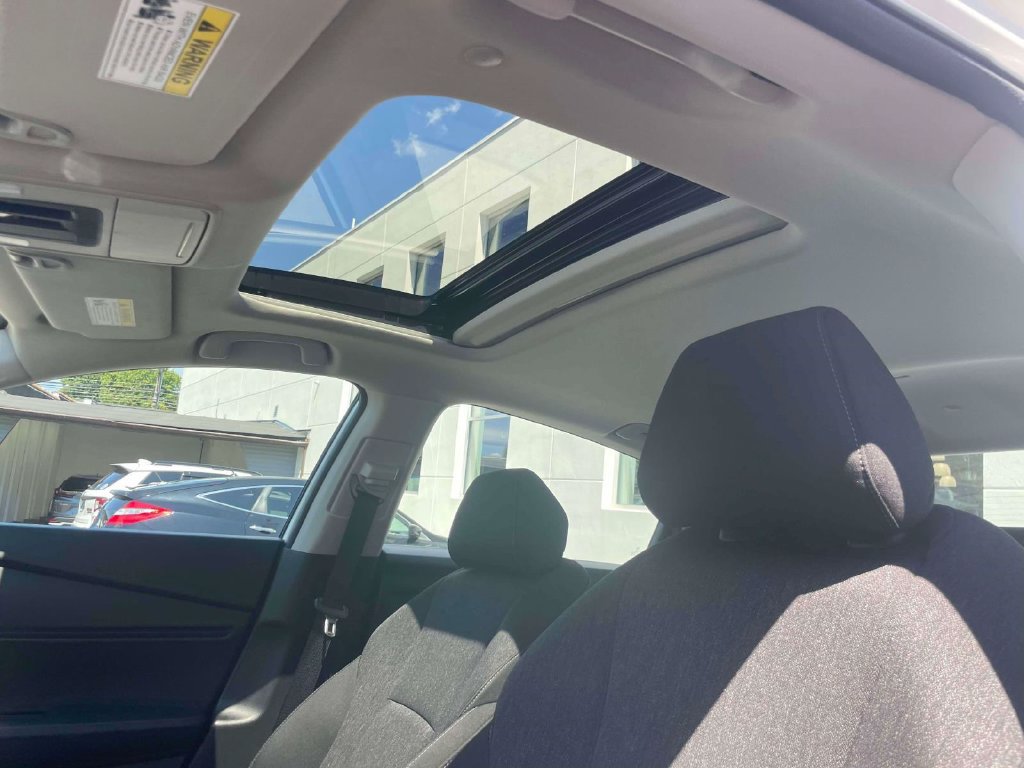 Certified 2025 Honda Accord SE image 21