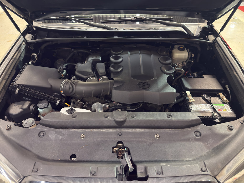 Used 2018 Toyota 4Runner SR5 Premium image 33