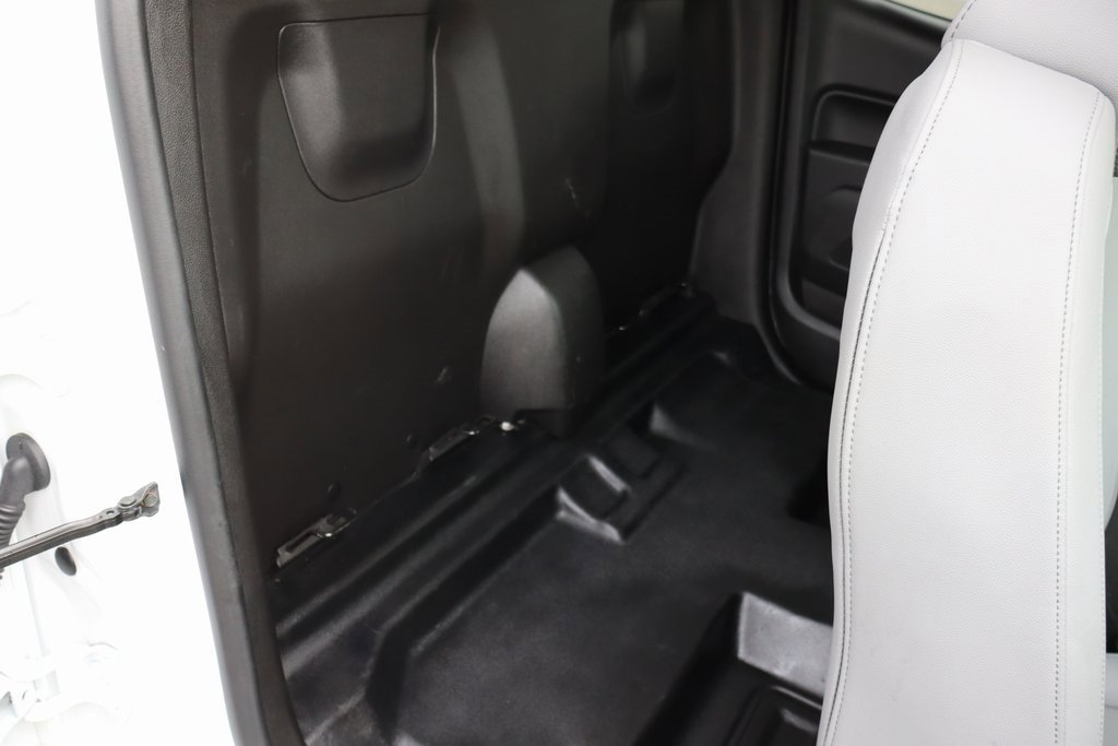 Used 2020 Chevrolet Colorado W/T image 16